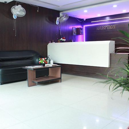 Hotel Chandra Jamshedpur Buitenkant foto