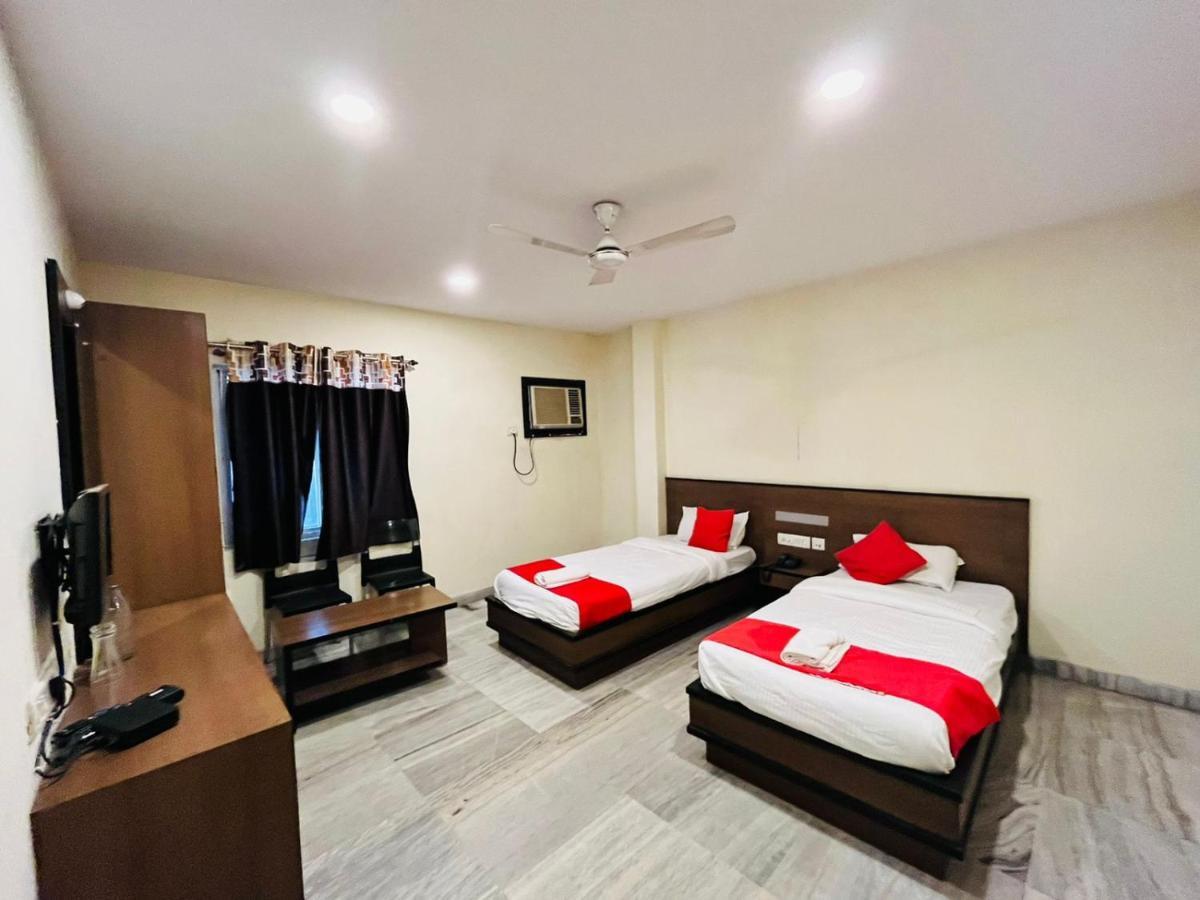 Hotel Chandra Jamshedpur Buitenkant foto