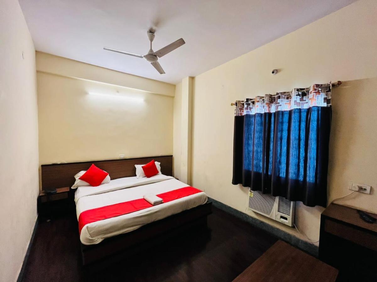 Hotel Chandra Jamshedpur Buitenkant foto
