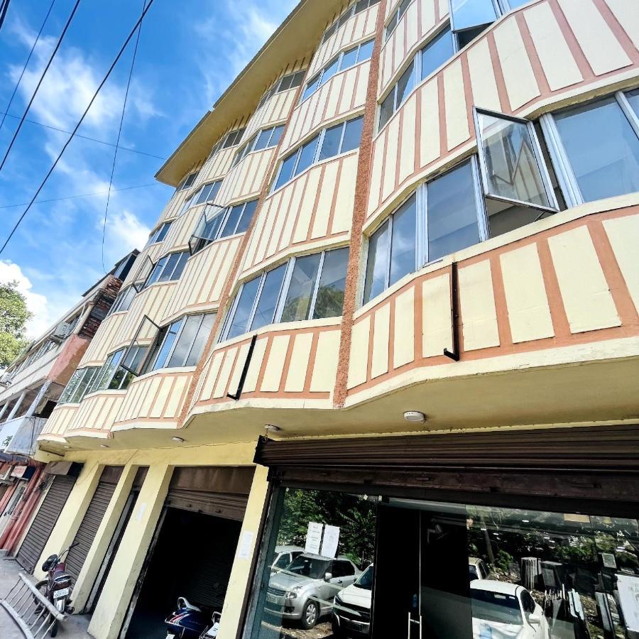 Hotel Chandra Jamshedpur Buitenkant foto