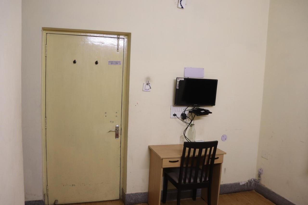Hotel Chandra Jamshedpur Buitenkant foto