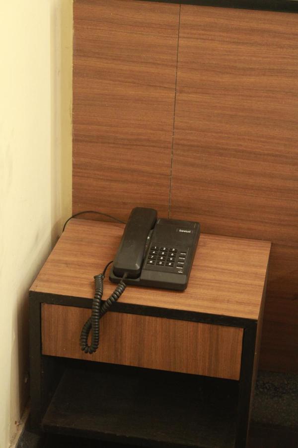 Hotel Chandra Jamshedpur Buitenkant foto