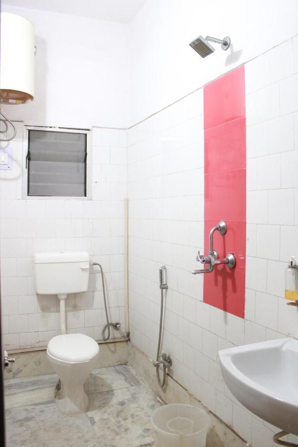 Hotel Chandra Jamshedpur Buitenkant foto