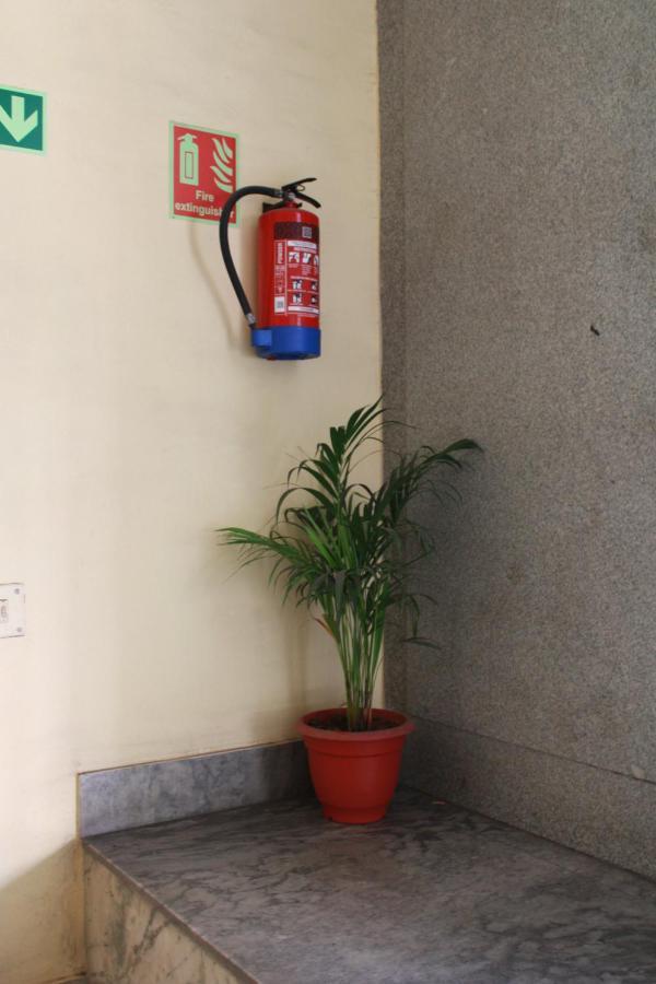 Hotel Chandra Jamshedpur Buitenkant foto